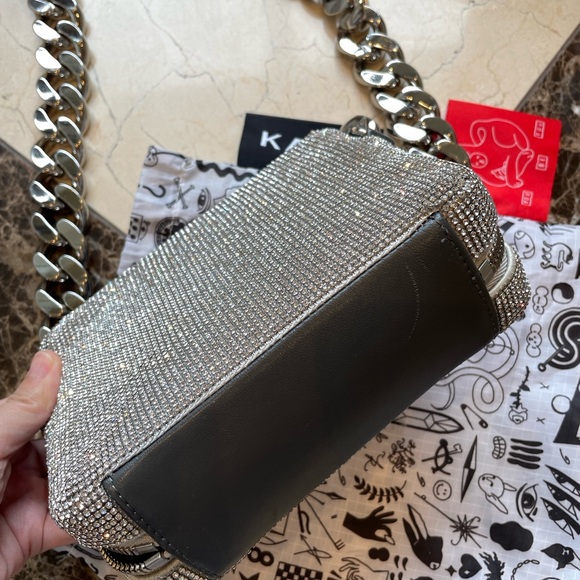 KARA Crystal mesh chain camera bag - Picture 10 of 13